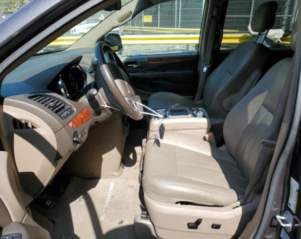 Photo 7 from auction – 2015 CHRYSLER TOWN & COU with VIN 2C4RC1BG0FR695593