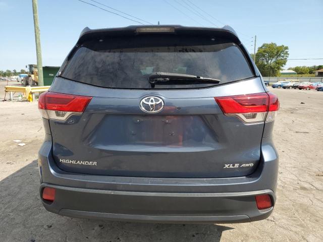 Photo 6 from auction – 2018 TOYOTA HIGHLANDER with VIN 5TDJZRFHXJS885558