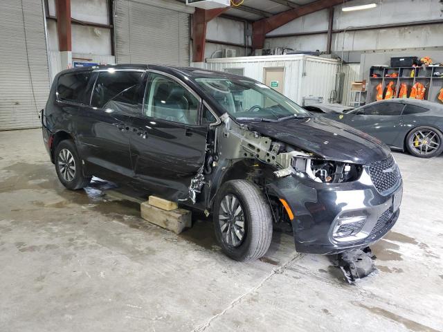 Photo 4 from auction – 2023 CHRYSLER PACIFICA H with VIN 2C4RC1L71PR579769