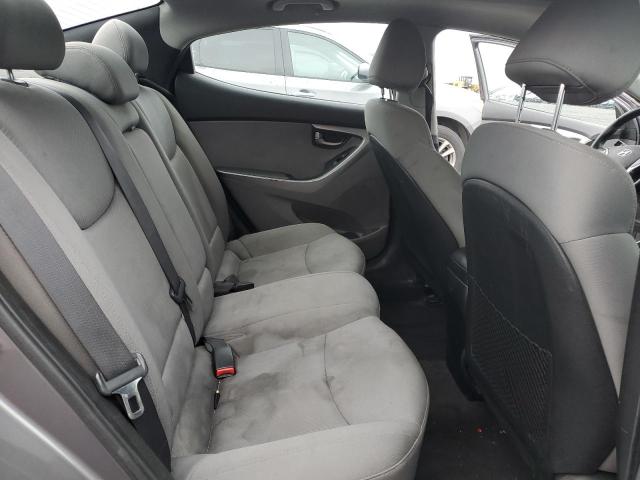 Photo 10 from auction – 2012 HYUNDAI ELANTRA GL with VIN 5NPDH4AE9CH103999