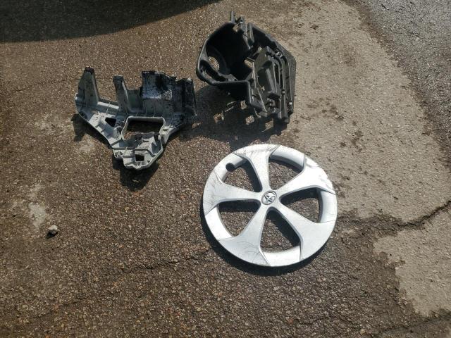 Zdjęcie 12 z aukcji – 2013 TOYOTA PRIUS z VIN JTDKN3DU2D5601895