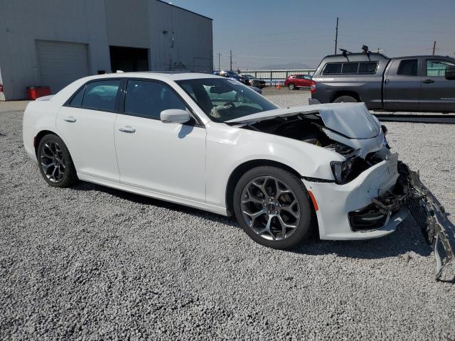 Photo 4 from auction – 2018 CHRYSLER 300 S with VIN 2C3CCABG0JH245127