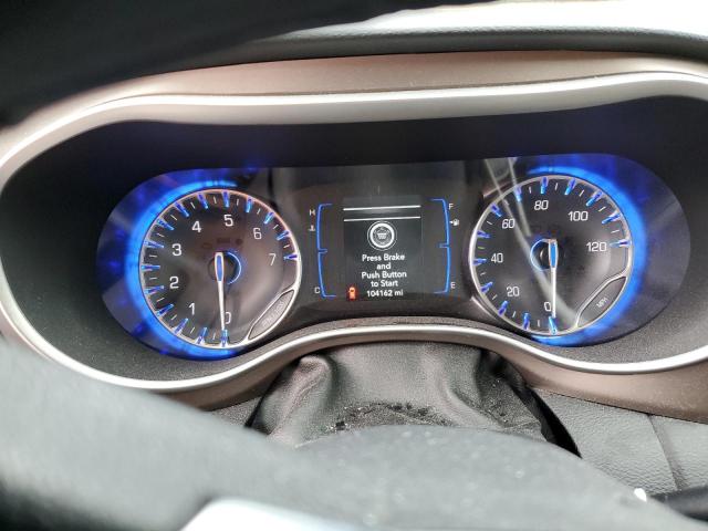 Photo 9 from auction – 2020 CHRYSLER VOYAGER L with VIN 2C4RC1AG3LR232229