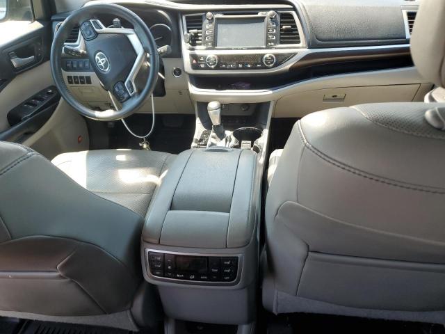 Photo 8 from auction – 2016 TOYOTA HIGHLANDER with VIN 5TDDKRFH2GS310347