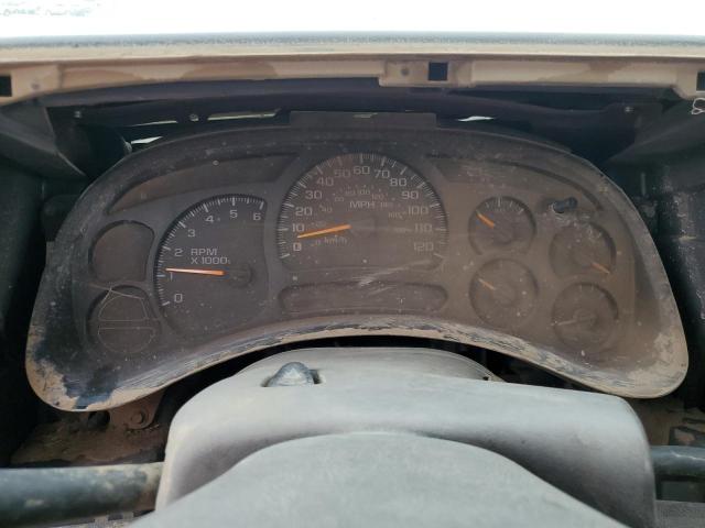 Photo 9 from auction – 2005 CHEVROLET SILVERADO with VIN 1GCEC14V05Z203725