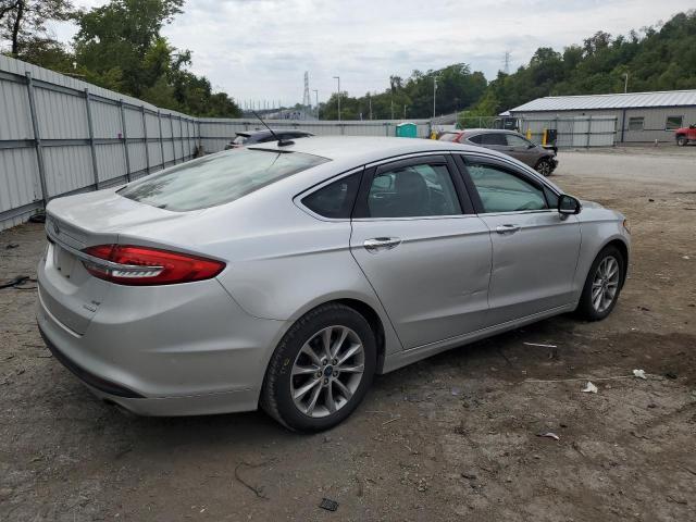 Photo 3 from auction – 2017 FORD FUSION SE with VIN 3FA6P0HD4HR305354