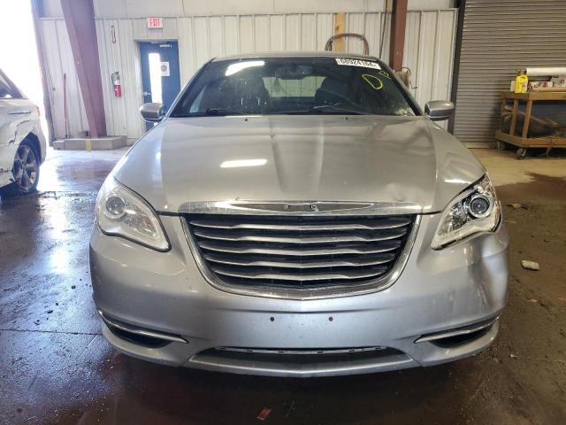Photo 5 from auction – 2013 CHRYSLER 200 TOURIN with VIN 1C3CCBBB6DN510431