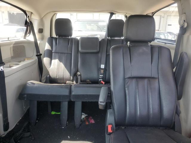 Photo 10 from auction – 2015 CHRYSLER TOWN & COU with VIN 2C4RC1BG6FR594591