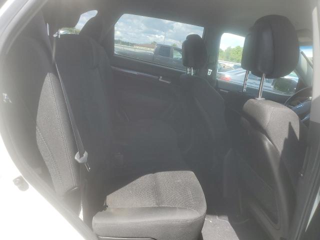 Photo 11 from auction – 2015 KIA SORENTO LX with VIN 5XYKT3A65FG547837