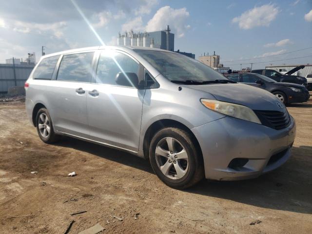 Photo 4 from auction – 2011 TOYOTA SIENNA BAS with VIN 5TDKA3DC4BS007741