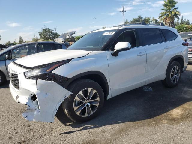 TOYOTA HIGHLANDER 2024 with VIN 5TDKDRAH4RS051601 - Photo from auction