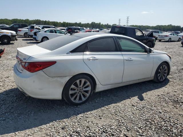 Photo 3 from auction – 2013 HYUNDAI SONATA with VIN 5NPEC4AB2CH340343