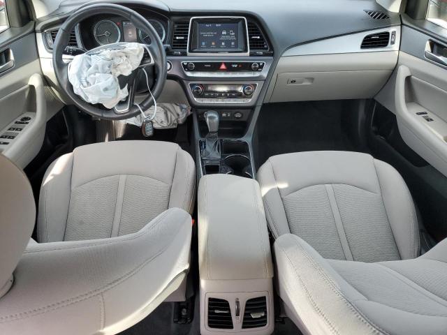 Photo 8 from auction – 2019 HYUNDAI SONATA LIM with VIN 5NPE34AF2KH737293