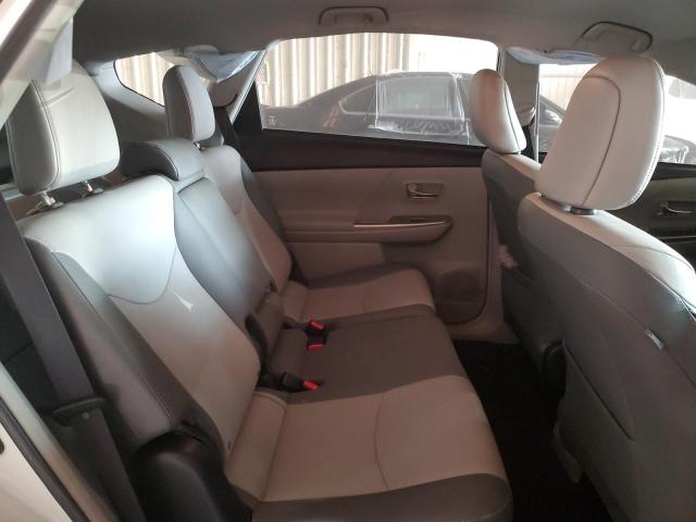 Photo 10 from auction – 2015 TOYOTA PRIUS V with VIN JTDZN3EU2FJ027211