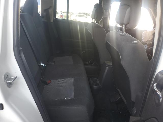 Photo 11 from auction – 2016 JEEP PATRIOT SP with VIN 1C4NJPBA7GD621997