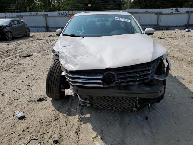 Photo 5 from auction – 2015 VOLKSWAGEN PASSAT SE with VIN 1VWBT7A32FC007361