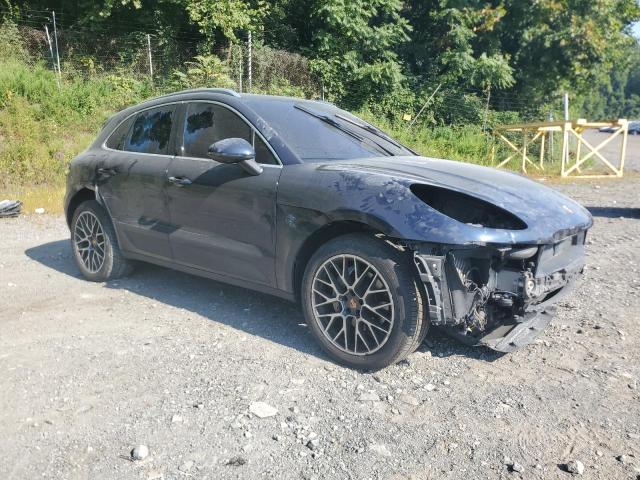 Photo 4 from auction – 2017 PORSCHE MACAN S with VIN WP1AB2A59HLB13202