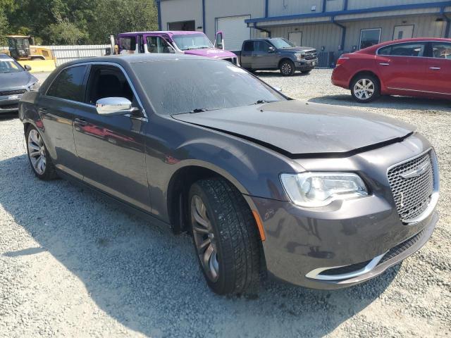 Photo 4 from auction – 2019 CHRYSLER 300 TOURIN with VIN 2C3CCAAG4KH667209