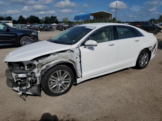 LINCOLN MKZ 2015 with VIN 3LN6L2G92FR621942 - Photo from auction