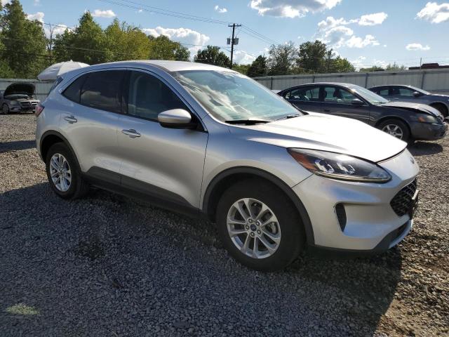 Photo 4 from auction – 2020 FORD ESCAPE SE with VIN 1FMCU9G61LUA19665