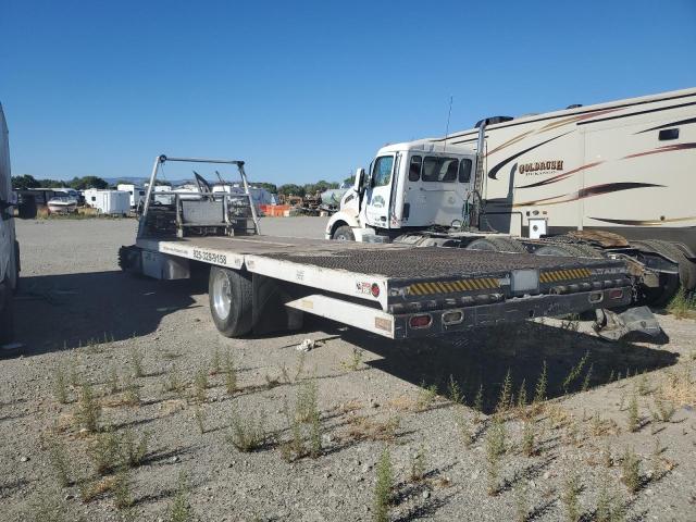 Photo 3 from auction – 2014 FREIGHTLINER M2 106 MED with VIN 3ALACXDT3EDFY4182