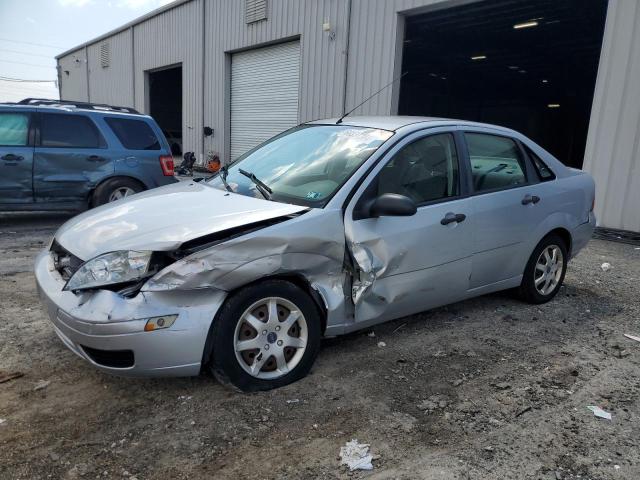 FORD FOCUS ZX4 2005 with VIN 1FAFP34N05W268568 - Photo from auction