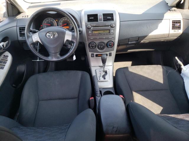Zdjęcie 8 z aukcji – 2010 TOYOTA COROLLA BA z VIN 2T1BU4EE0AC471680