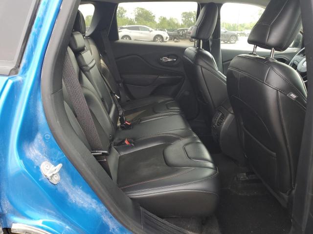 Photo 11 from auction – 2019 JEEP CHEROKEE T with VIN 1C4PJMBX6KD398730