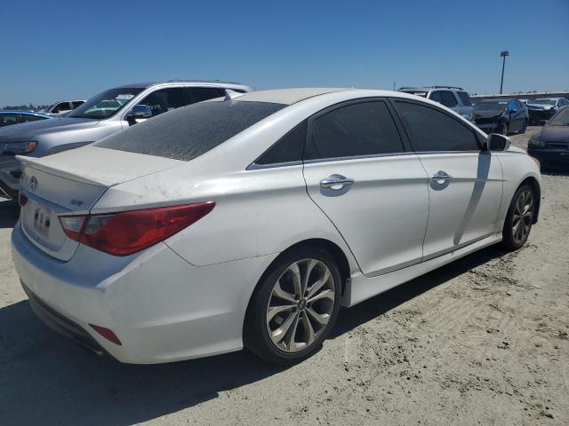 Photo 3 from auction – 2014 HYUNDAI SONATA SE with VIN 5NPEC4AB4EH845643