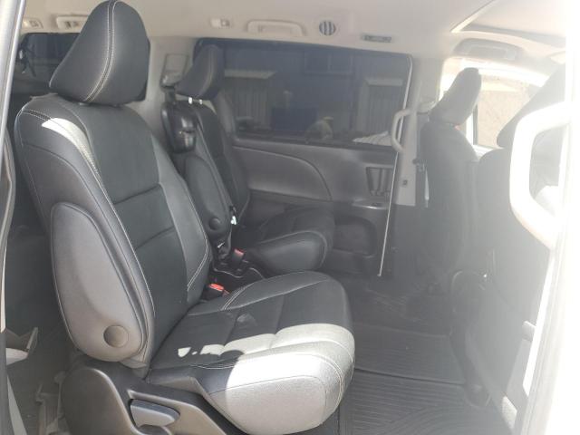 Photo 11 from auction – 2015 TOYOTA SIENNA SPO with VIN 5TDXK3DC6FS537752