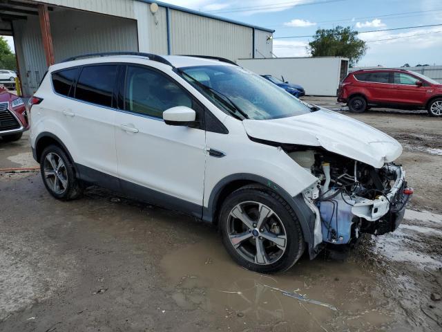 Photo 4 from auction – 2018 FORD ESCAPE SEL with VIN 1FMCU0HD3JUB97065