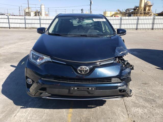 Photo 5 from auction – 2018 TOYOTA RAV4 ADVEN with VIN JTMWFREV7JD120776