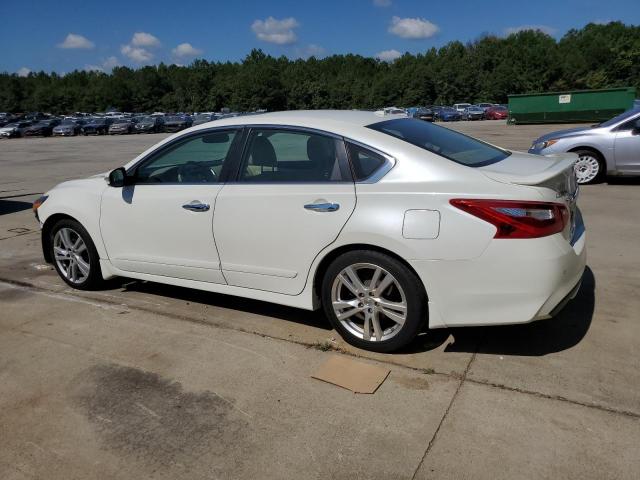 Foto 2 de la subasta – 2017 NISSAN ALTIMA 3.5 con VIN 1N4BL3AP1HC178089