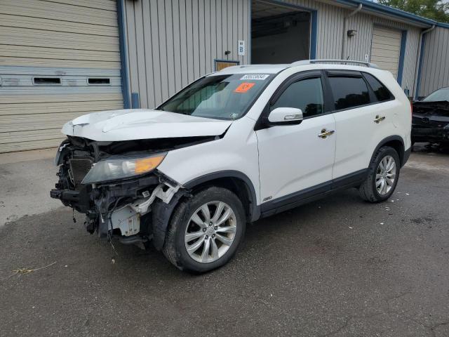 KIA SORENTO EX 2011 with VIN 5XYKUDA23BG117573 - Photo from auction