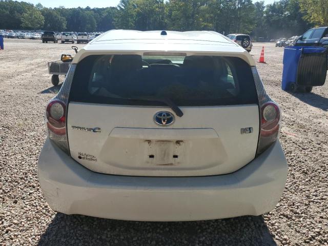 Photo 6 from auction – 2014 TOYOTA PRIUS C with VIN JTDKDTB34E1079700