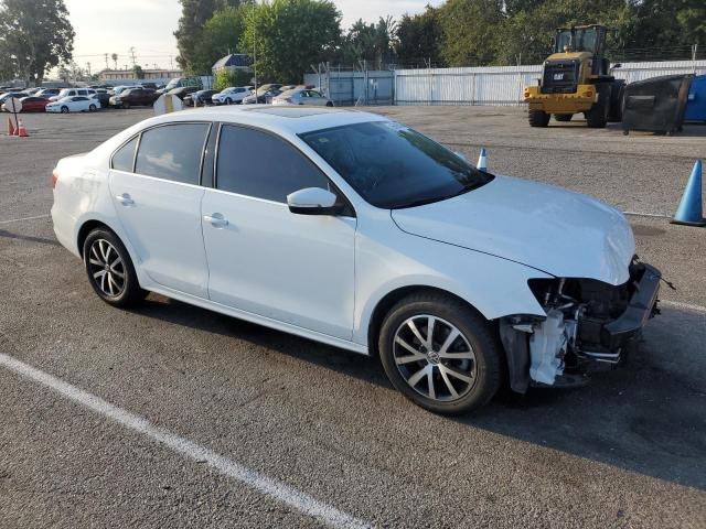 Photo 4 from auction – 2017 VOLKSWAGEN JETTA SE with VIN 3VWDB7AJ8HM255626