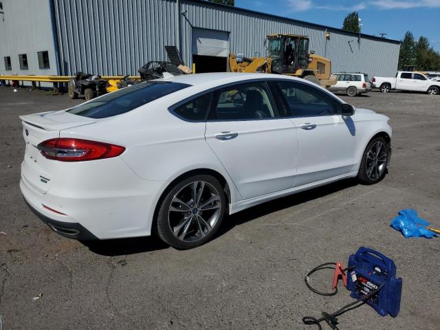 Photo 3 from auction – 2020 FORD FUSION TIT with VIN 3FA6P0K98LR115540