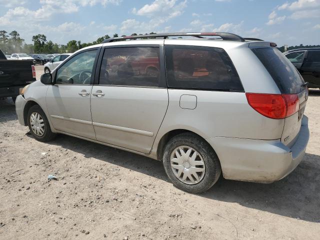Photo 2 from auction – 2010 TOYOTA SIENNA CE with VIN 5TDKK4CCXAS329237