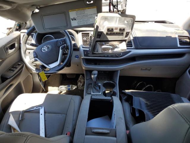 Photo 8 from auction – 2019 TOYOTA HIGHLANDER with VIN 5TDJGRFH0KS070602