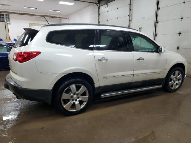 Photo 3 from auction – 2011 CHEVROLET TRAVERSE L with VIN 1GNKRLED8BJ383122