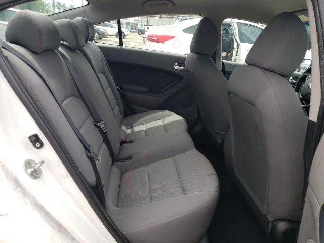 Photo 10 from auction – 2017 KIA FORTE LX with VIN 3KPFK4A77HE097305