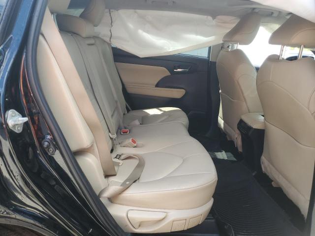 Photo 11 from auction – 2023 TOYOTA HIGHLANDER with VIN 5TDKDRAH7PS037429