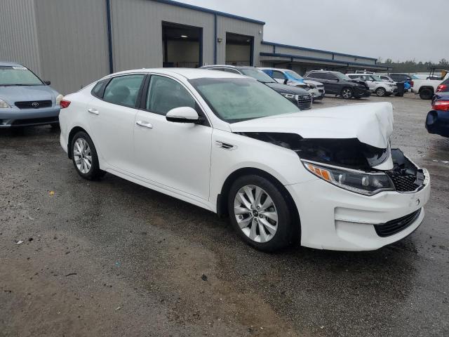 Photo 4 from auction – 2016 KIA OPTIMA EX with VIN 5XXGU4L32GG119743