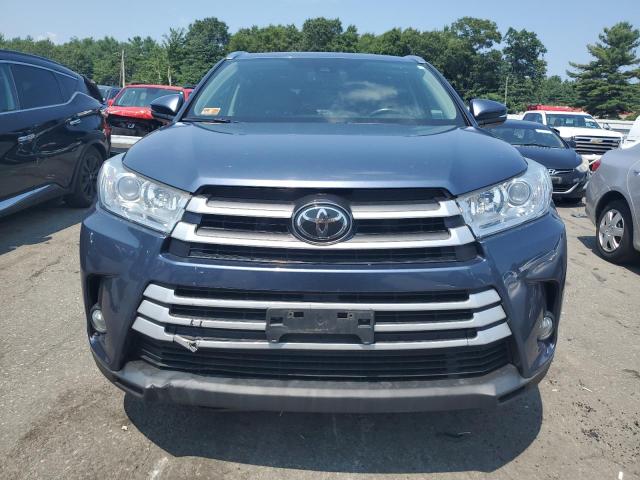 Photo 5 from auction – 2017 TOYOTA HIGHLANDER with VIN 5TDJZRFH7HS369927