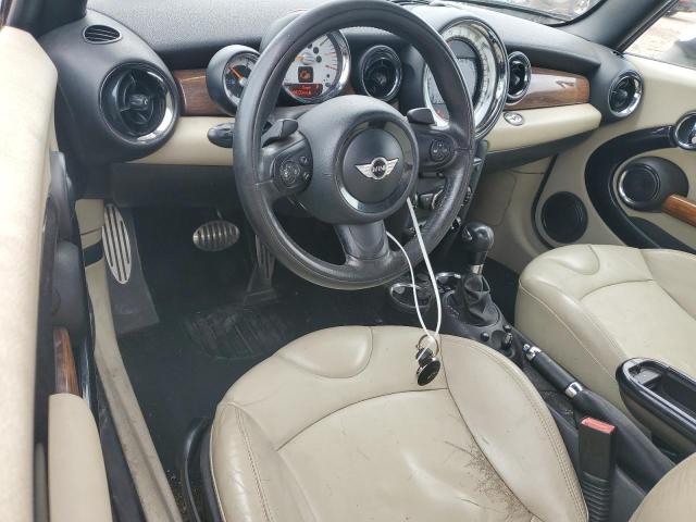Photo 8 from auction – 2011 MINI COOPER S with VIN WMWZP3C50BTX83296