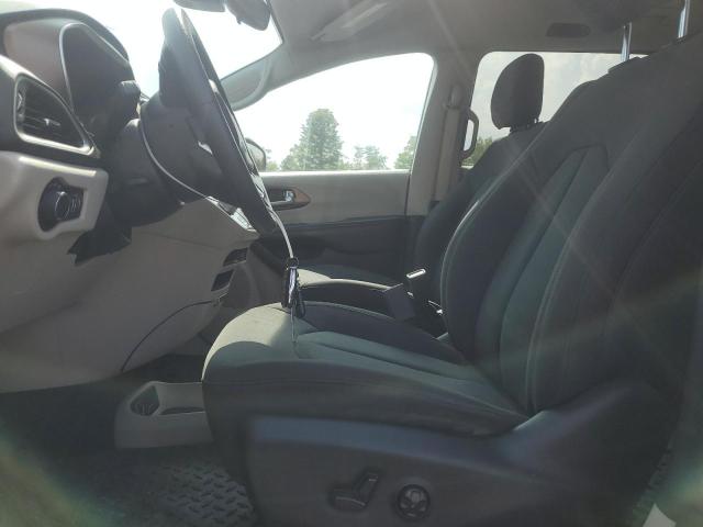 Photo 7 from auction – 2017 CHRYSLER PACIFICA L with VIN 2C4RC1CGXHR708593