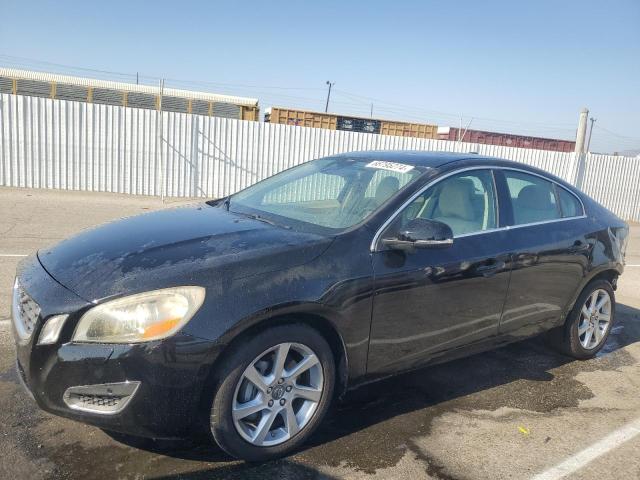 2013 VOLVO 144