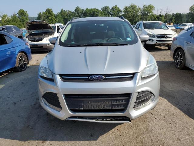 Photo 5 from auction – 2016 FORD ESCAPE SE with VIN 1FMCU9GX3GUB90593