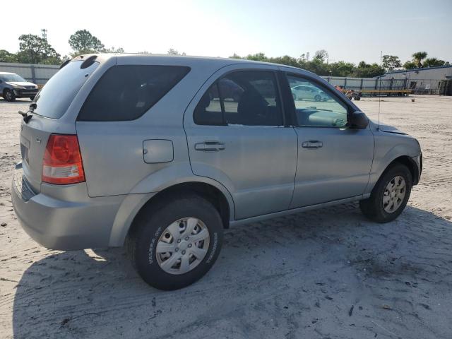 Photo 3 from auction – 2003 KIA SORENTO EX with VIN KNDJC733035093409