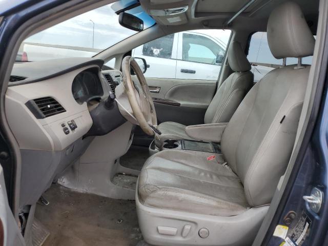 Photo 7 from auction – 2013 TOYOTA SIENNA XLE with VIN 5TDYK3DC1DS348248